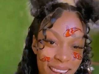 エロティックなビデオチャット Creamcandy