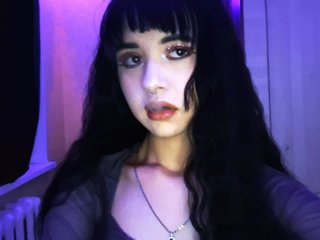 エロティックなビデオチャット Wednesday13