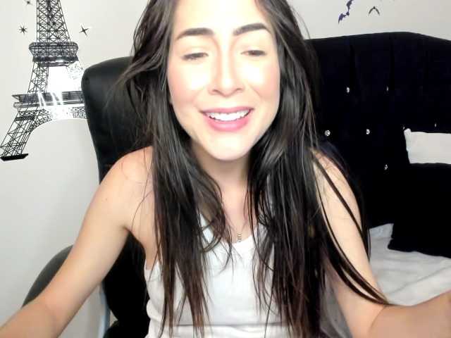 ブロードキャストスクリーンショット CristinaLaurentt