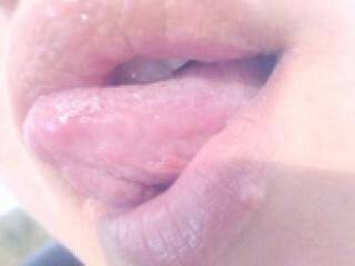 エロティックなビデオチャット crysquirt