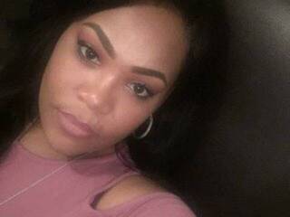 エロティックなビデオチャット CupcakeSecret