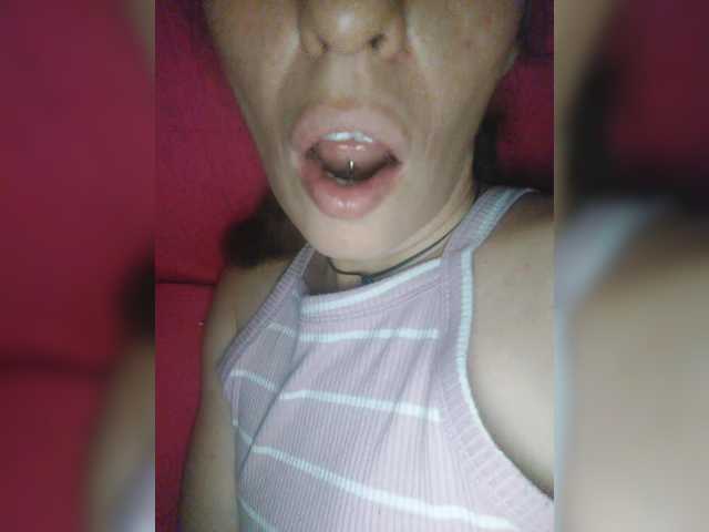 写真 CurlyHanna #horny#pircing#tongue#nipples#perfored#milf#