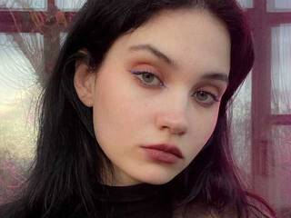 エロティックなビデオチャット curlymary