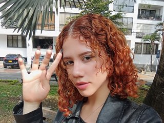 エロティックなビデオチャット CurlyR0se