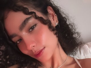 エロティックなビデオチャット Victoria_Curly