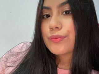 エロティックなビデオチャット curvybuffgirl