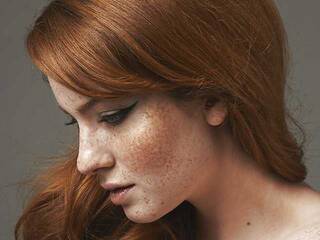 エロティックなビデオチャット Dok_Honey