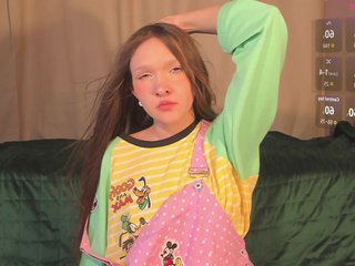 エロティックなビデオチャット CuteLolly