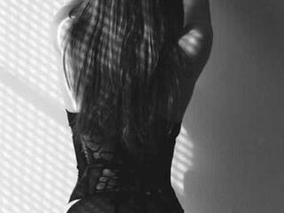 エロティックなビデオチャット cute-molly