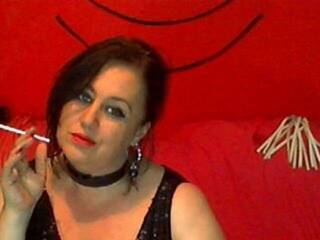 エロティックなビデオチャット cutebbwforyou