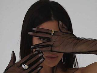 エロティックなビデオチャット CutieAlice