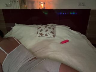 エロティックなビデオチャット D-i-a-n-a