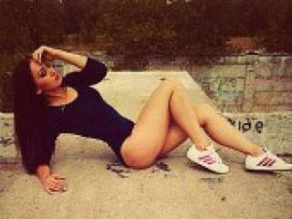 エロティックなビデオチャット daaniella