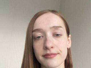 エロティックなビデオチャット DacotaDoll