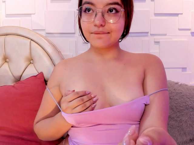写真 DakotaJade I feel like playing with my boobs @remain PVT OPEN lush on