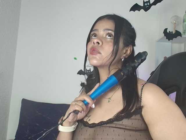 ブロードキャストスクリーンショット dakothabrown