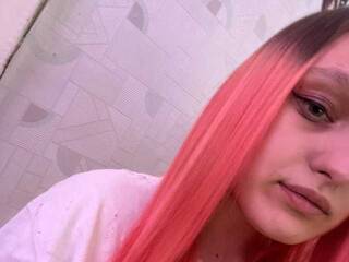 エロティックなビデオチャット DaniellaMills