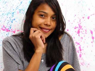 エロティックなビデオチャット Dannadolfy