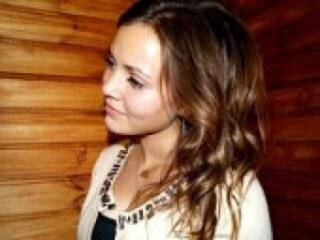 エロティックなビデオチャット darinaaa