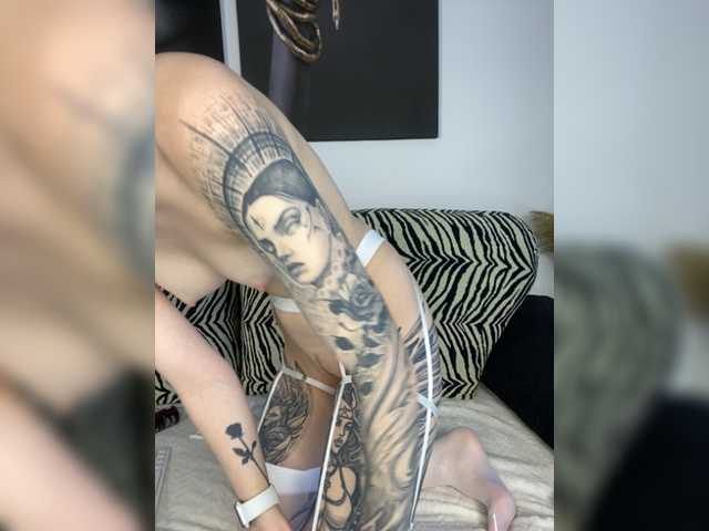写真 Dark-Willow Hello ❤️ I'm Margarita, a lovely artist in tattoos ❤️ lovense works from 2 t to ❤️ ---my Favorite vibration 11-20-111tk ❤️ BEFORE 150tk PRIVAT ❤only FULL PRIVAT ❤️ here to make my dream come true ❤️ @remain ❤️