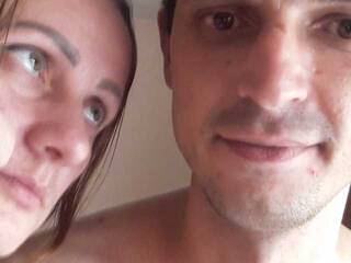 エロティックなビデオチャット DarkLight2021