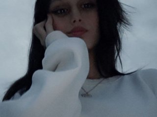 エロティックなビデオチャット DarknessQueen