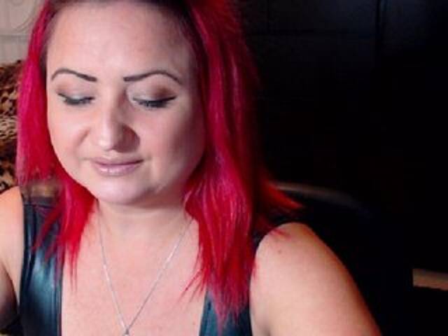 ブロードキャストスクリーンショット KinkyDomina