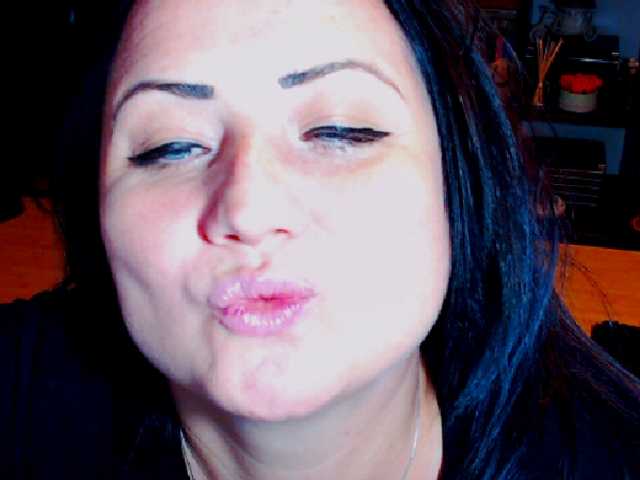 ブロードキャストスクリーンショット KinkyDomina