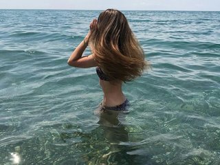 エロティックなビデオチャット Dasha2025