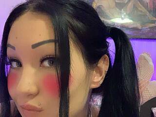 エロティックなビデオチャット DashaRussian