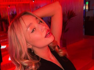 エロティックなビデオチャット DashaSento