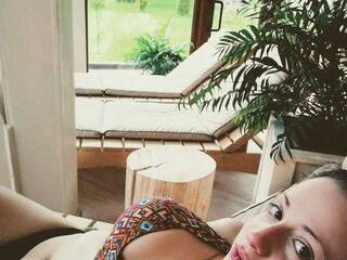 エロティックなビデオチャット Dashasmile