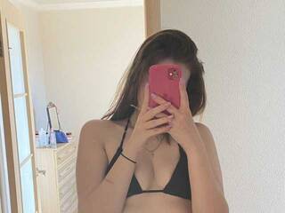 エロティックなビデオチャット Dashyllik