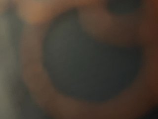 エロティックなビデオチャット Daveeveline21