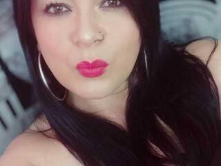 エロティックなビデオチャット deepselena8