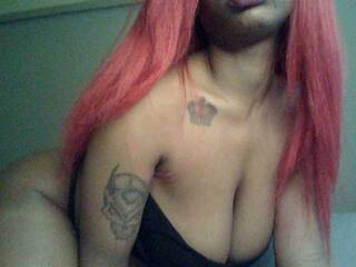 エロティックなビデオチャット DelightfulDark