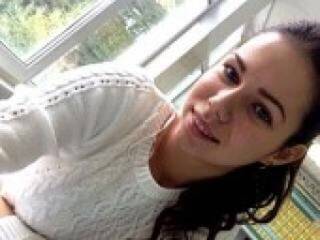 エロティックなビデオチャット delphinna