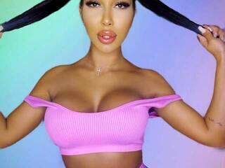 エロティックなビデオチャット Denise-Quinn