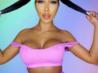 エロティックなビデオチャット Denise-Quinn