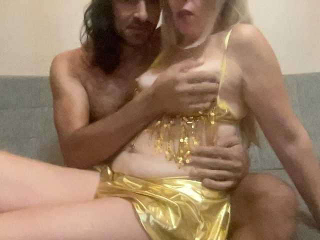 ブロードキャストスクリーンショット Desirecouple