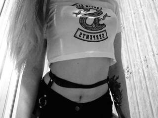 エロティックなビデオチャット DevilMila