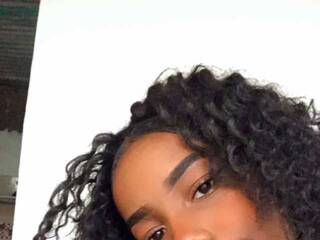 エロティックなビデオチャット sharomluu