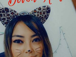 エロティックなビデオチャット DevonAokiSex