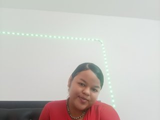 エロティックなビデオチャット dianitha1