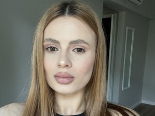 エロティックなビデオチャット diannajames