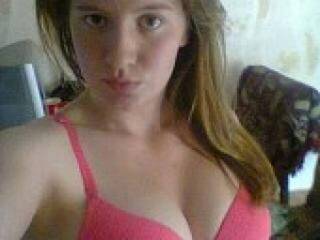 エロティックなビデオチャット dianochka18