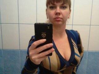 エロティックなビデオチャット Dina-nikolas