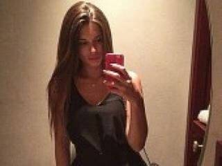 エロティックなビデオチャット dinarin