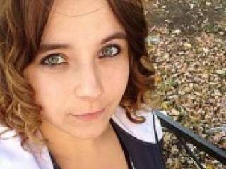 エロティックなビデオチャット diorika