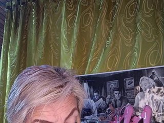 エロティックなビデオチャット DirtyBiancax